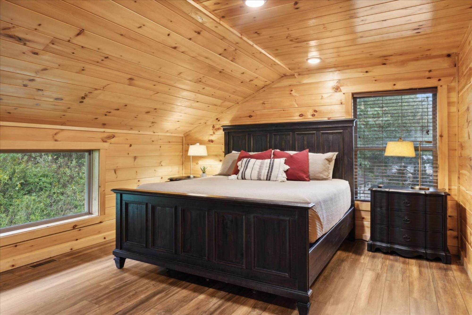 Hot Tub Fire Pit Game Room Theater Easy Access Sleeps 12 - Black Bear Lodge Pigeon Forge Exterior foto
