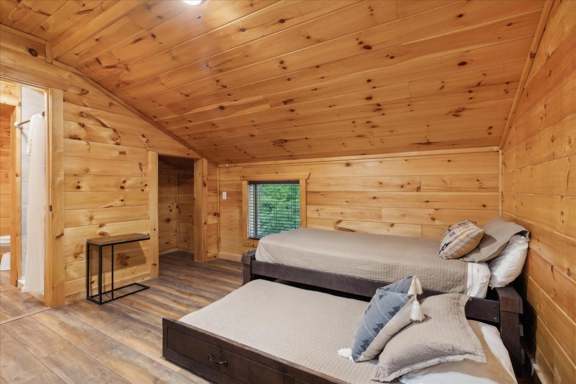 Hot Tub Fire Pit Game Room Theater Easy Access Sleeps 12 - Black Bear Lodge Pigeon Forge Exterior foto